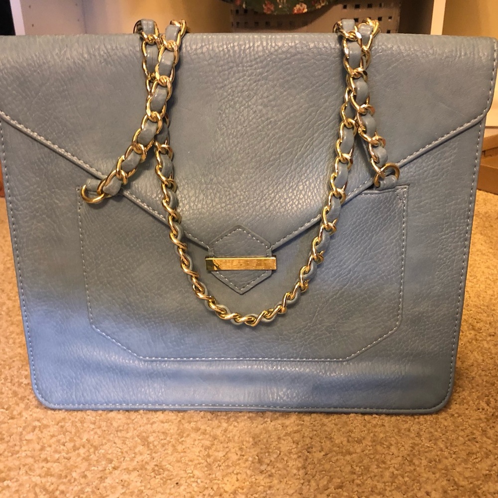 Blue vintage purse! Super cute!